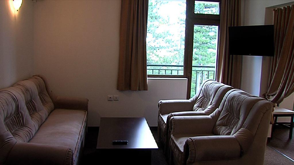 Motel Koziyat Rog Malko Turnovo Exterior photo